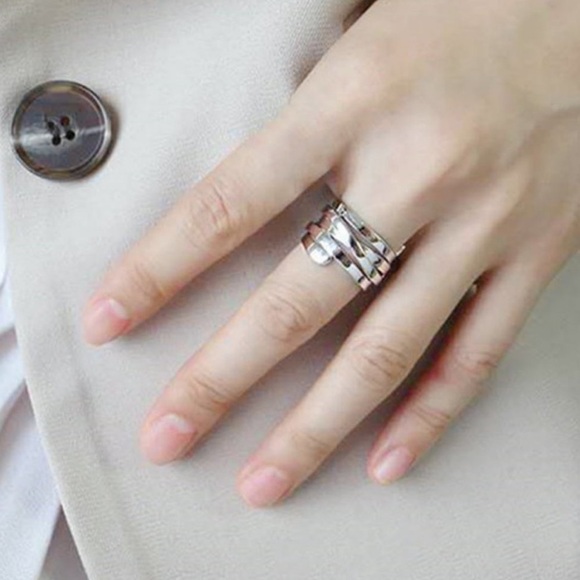 **NEW 925 Sterling Silver Infinity Adjustable Ring - Picture 2 of 5